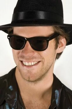 LUNETTES NOIRES (Lunettes De Soleil Noires)