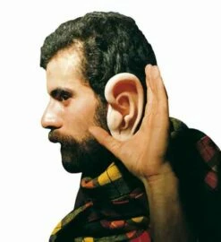 GRANDE OREILLE EN LATEX